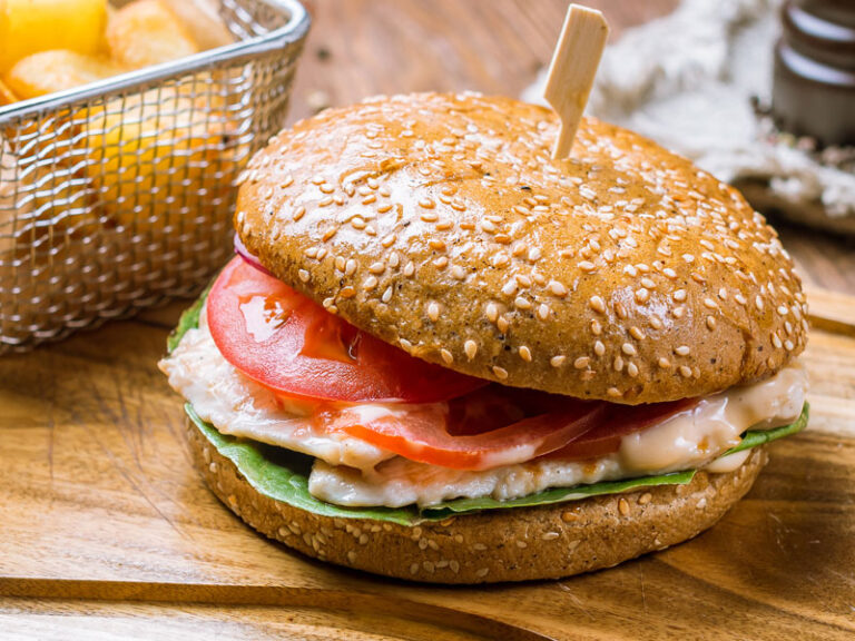 Ranch Grilled Chicken Sandwiches Prairie Farms Dairy, Inc.