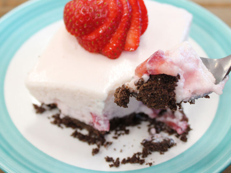 Strawberry Dream Dessert Prairie Farms Dairy, Inc.